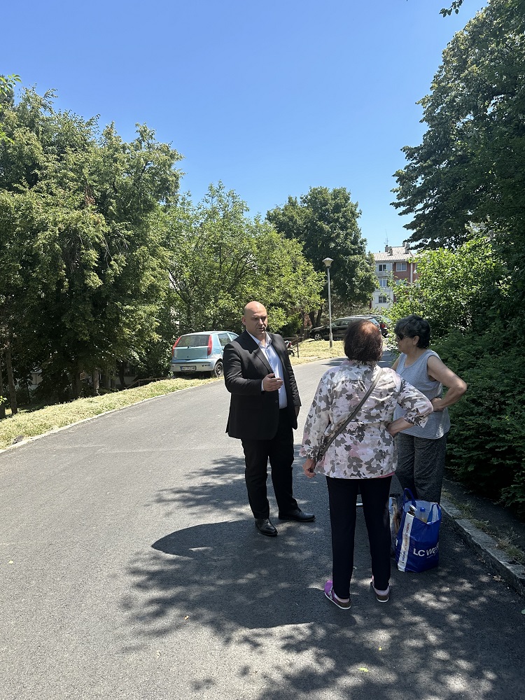 Санирана Дворжакова улица у Сремчици