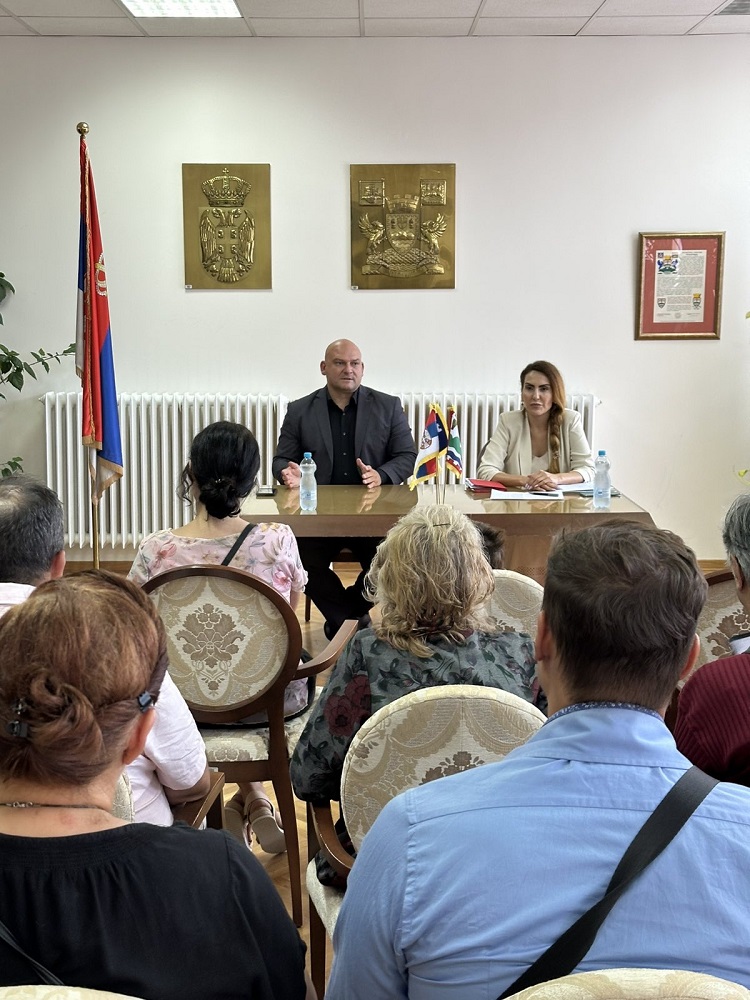 Потписани уговори о финансирању културних пројеката на Чукарици