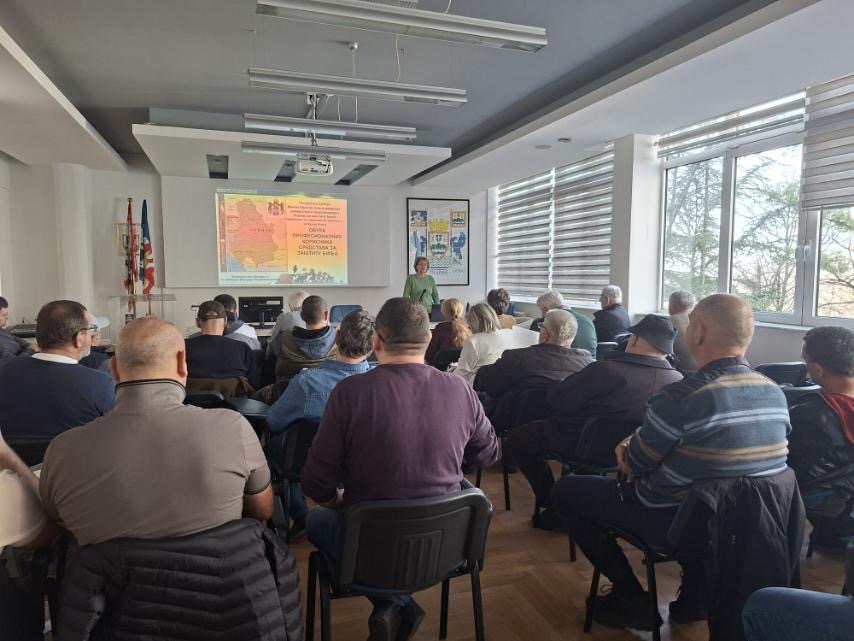 Одржана обука пољопривредних произвођача за безбедно руковање и примену средстава за заштиту биља
