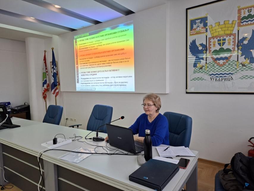 Настављене обуке за пољопривредне произвођаче за безбедно руковање и примену средстава за заштиту биља