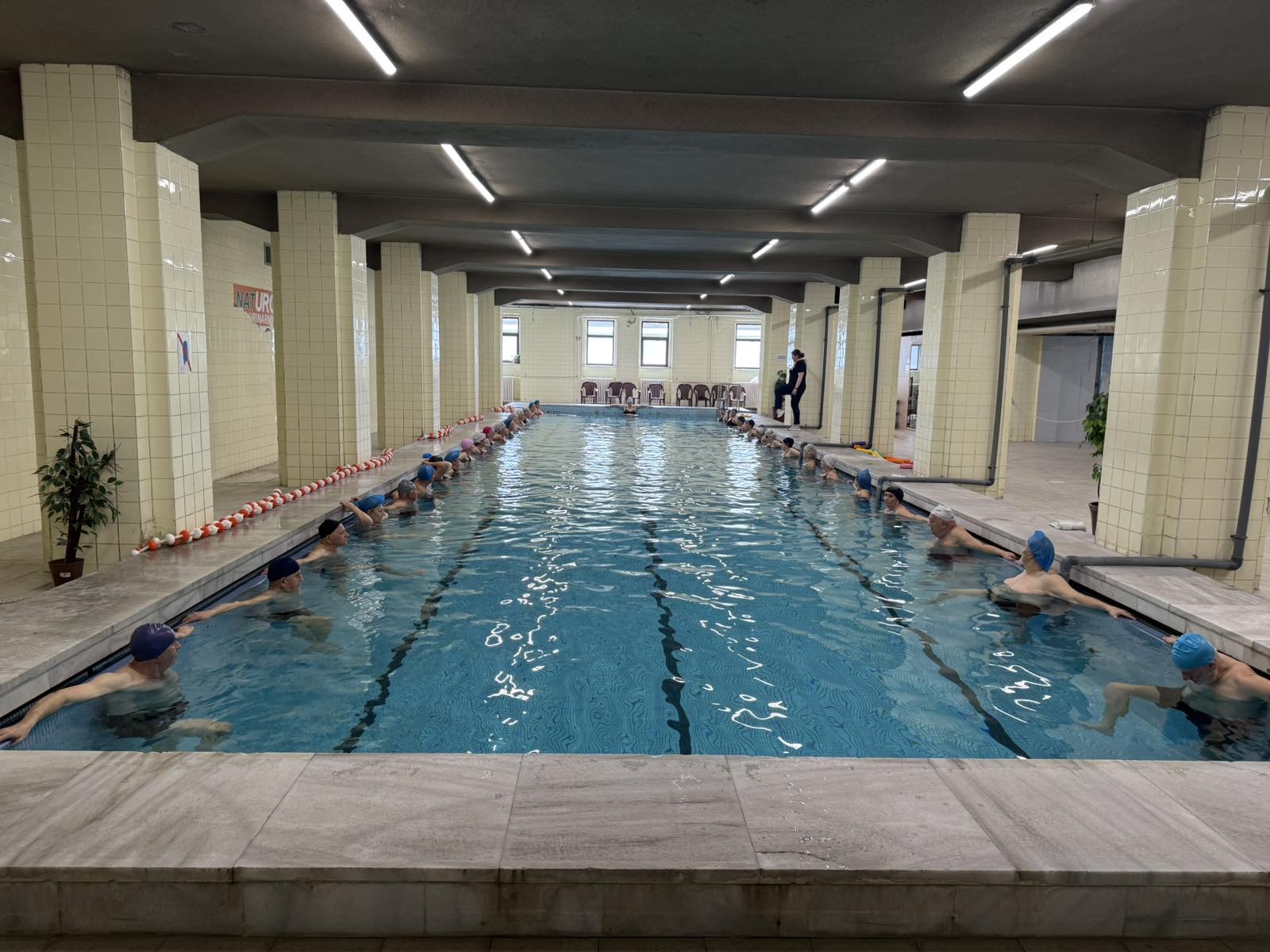 Почео програм хидрохинези терапије „Пливањем до здравља“