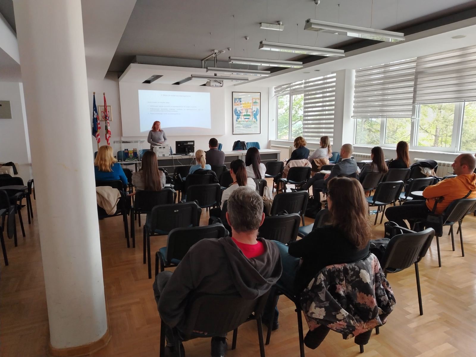 Презентација јавних позива Националне службе за запошљавање у сали Градске општине Чукарица