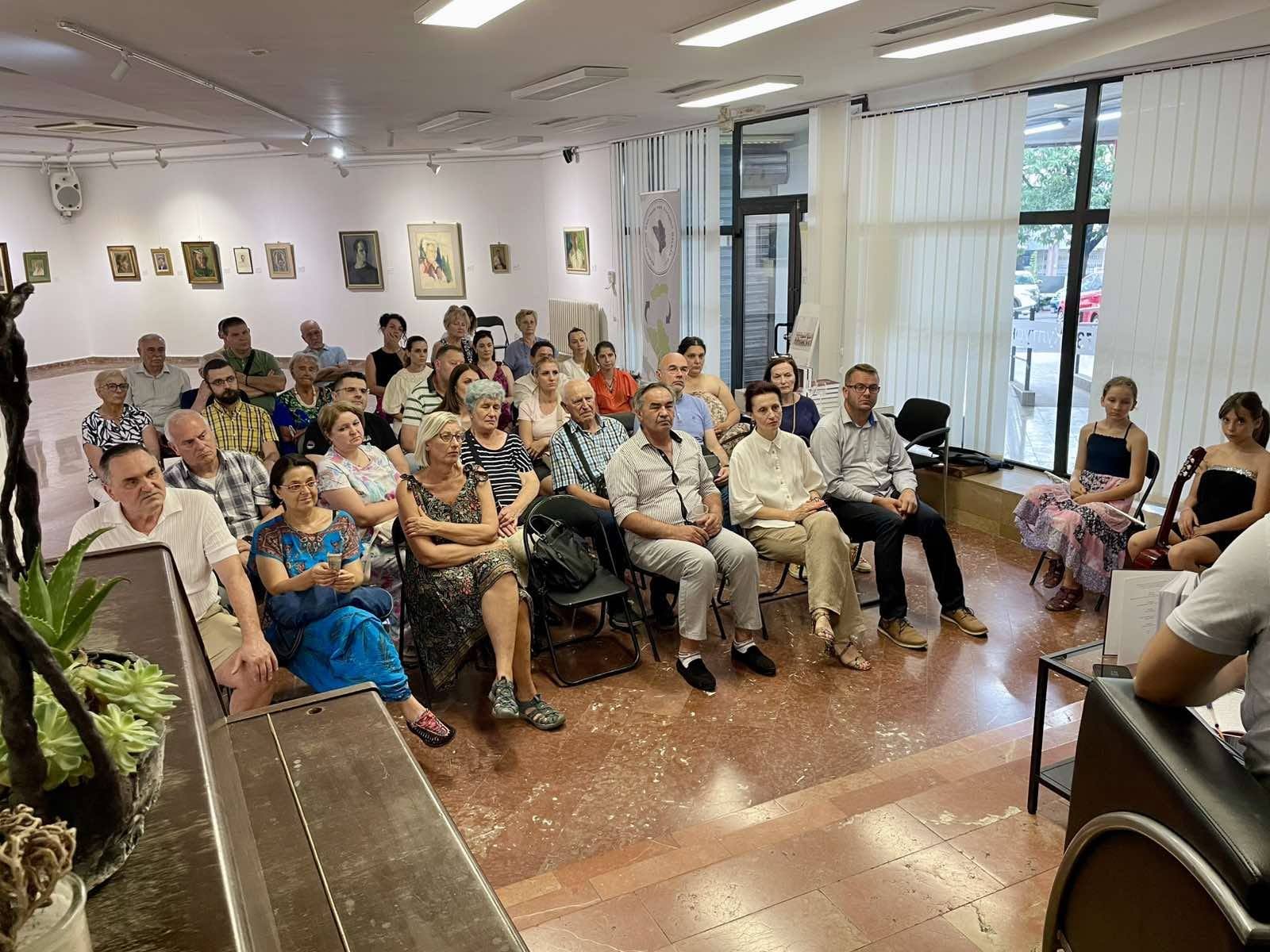У Галерији `73 представљена књига о животном путу мостарског проте Марка С. Поповића Родољуба