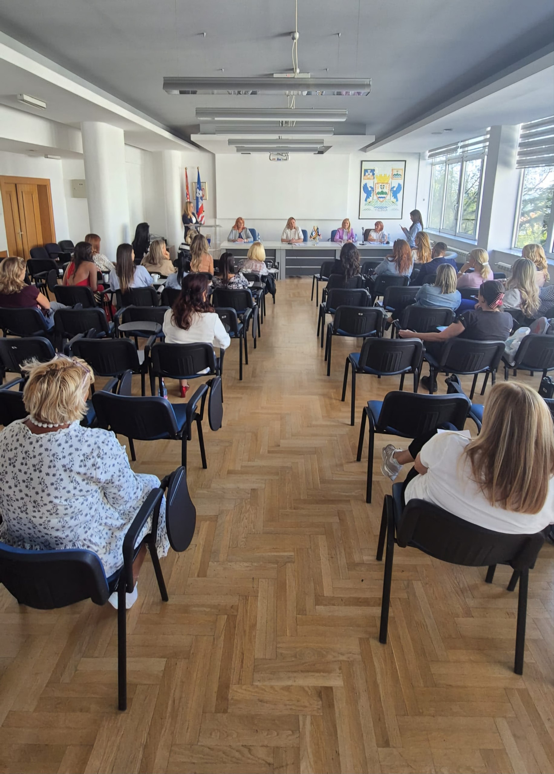 Започета реализација пројекта „Оснажена жена – снажна заједница“ на Чукарици