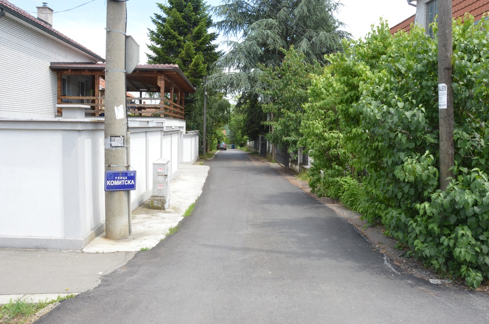 Уређено више улица у насељу Сремчица