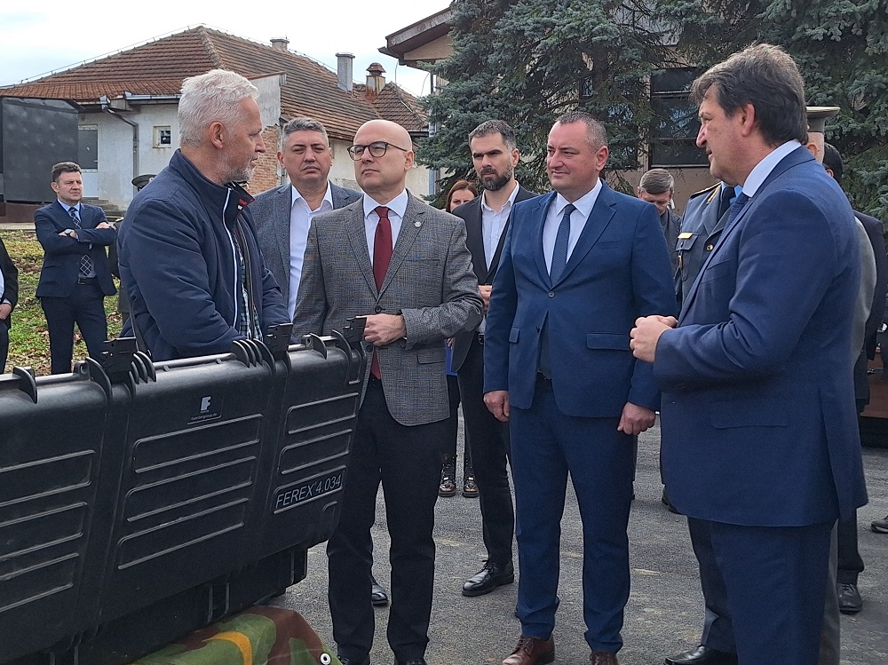 Министар Вучевић отворио Центар за обуку и тестирање у Центру за разминирање у Великој Моштаници