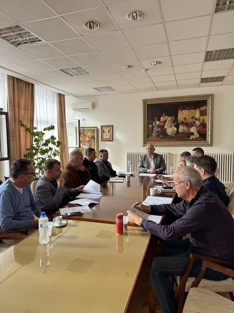 Одржана седница Штаба за ванредне ситуације Градске општине Чукарица о предстојећој зимској сезони Одржана седница Штаба за ванредне ситуације Градске општине Чукарица о предстојећој зимској сезони