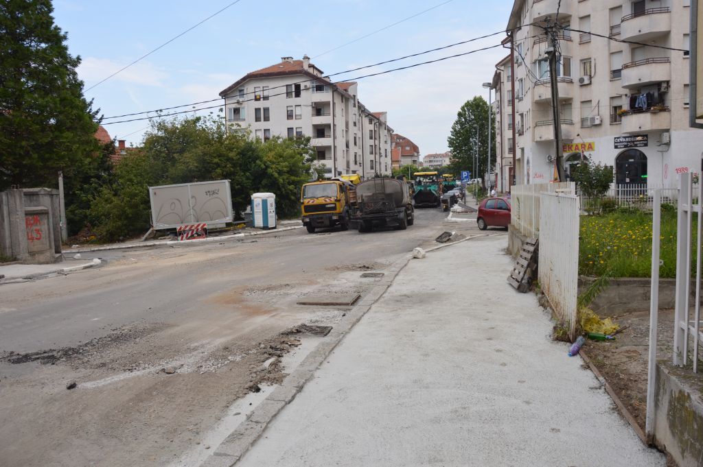 Реконструкција улице Кнеза Вишеслава