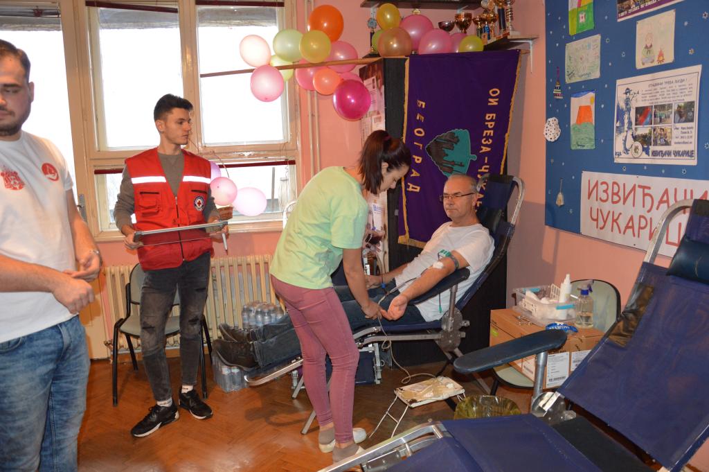 Акција добровољног давања крви у Црвеном крсту Чукарица