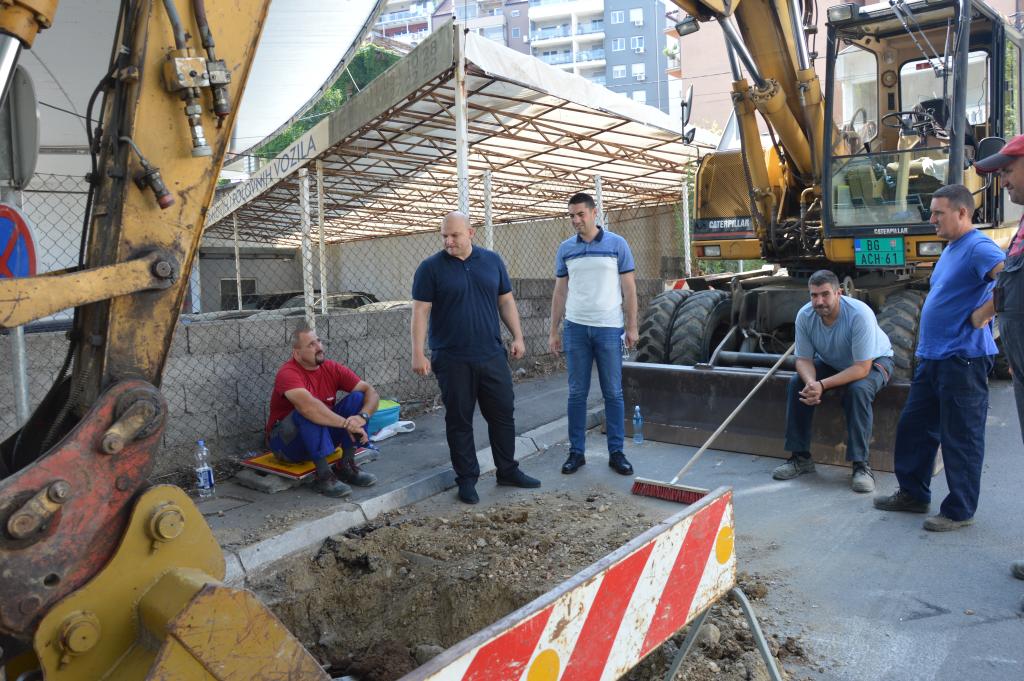 Кишна и фекална канализација у Миросављевој и Паштровићевој улици