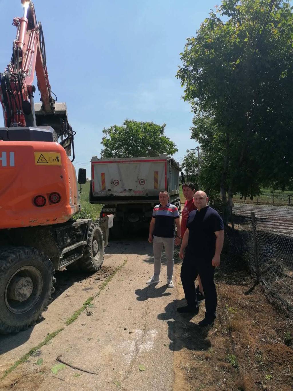 Реконструкција одвојка Улице Данице Аћимац у Великој Моштаници