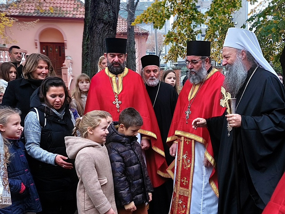 Патријарх Порфирије богослужио у Храму Светог Ђорђа на Бановом брду